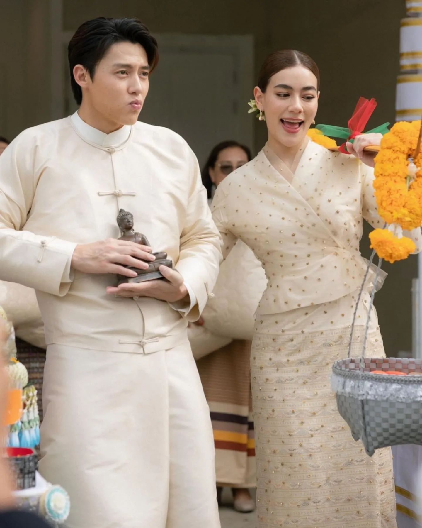 พิธีหมั้น 'หมาก-คิม'