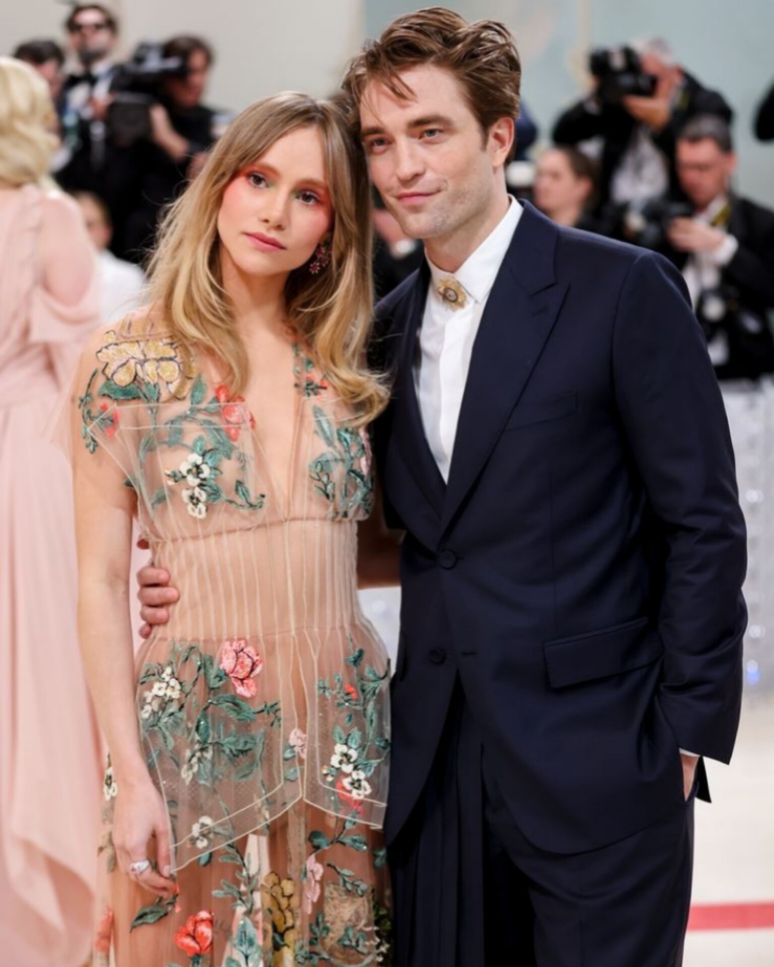 Robert Pattinson and Suki Waterhouse