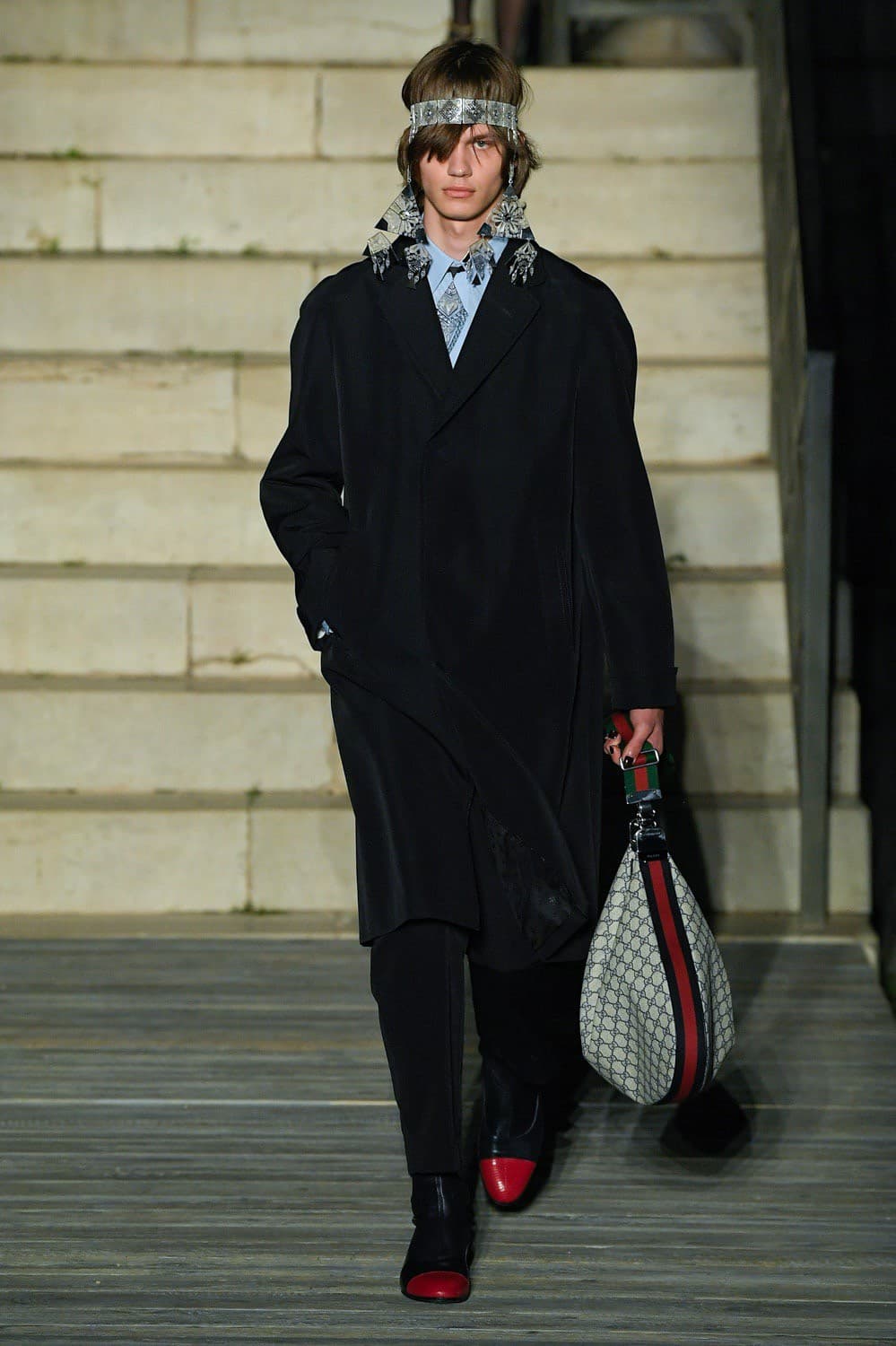 Gucci Cosmogonie, Gucci, Gucci Cruise, Gucci Cruise 2023, Gucci Cruise 2022, Gucci ใหม่ ดาวิกา, ใหม่ ดาวิกา, ใหม่ ดาวิกา gucci