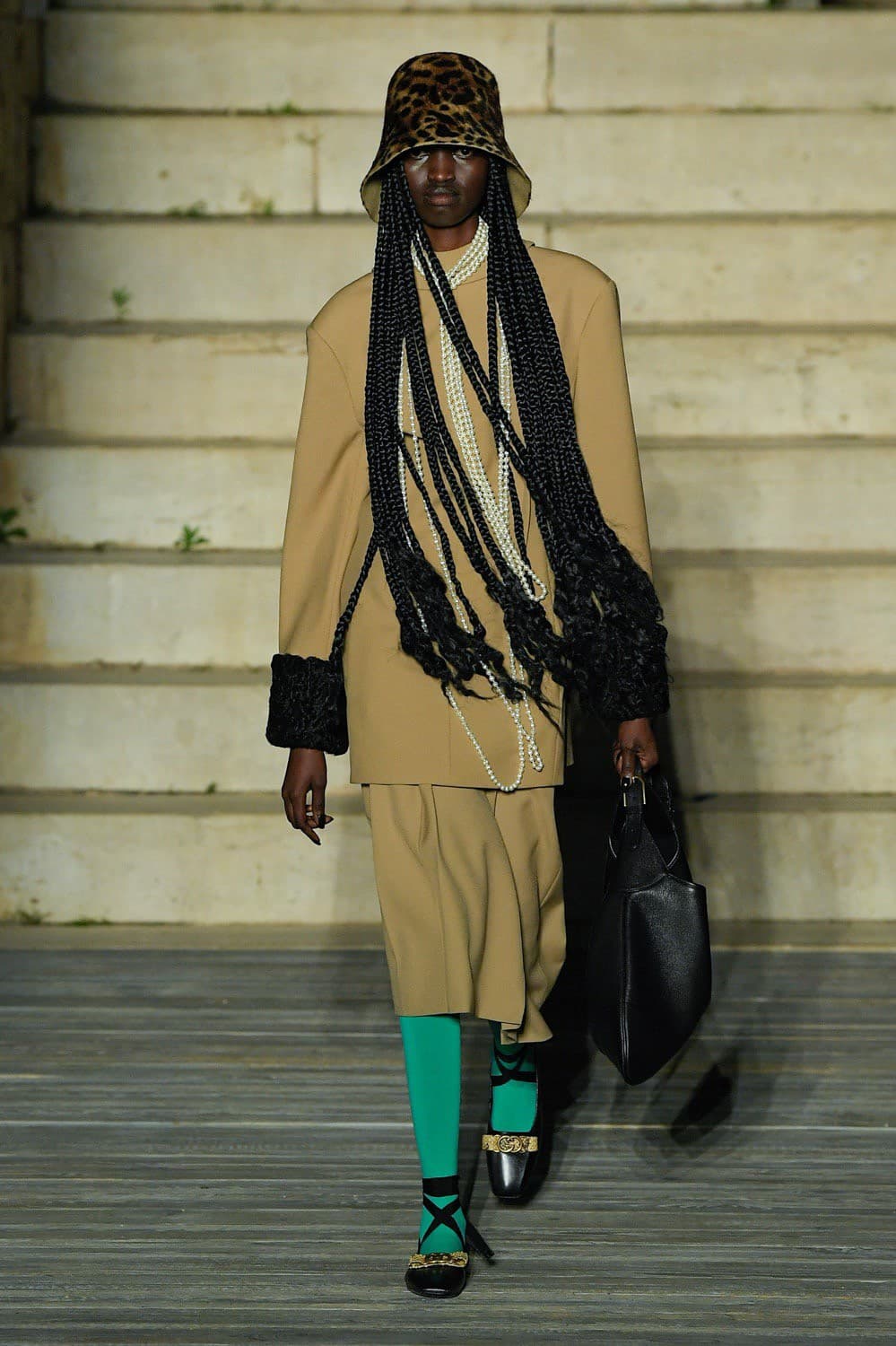 Gucci Cosmogonie, Gucci, Gucci Cruise, Gucci Cruise 2023, Gucci Cruise 2022, Gucci ใหม่ ดาวิกา, ใหม่ ดาวิกา, ใหม่ ดาวิกา gucci