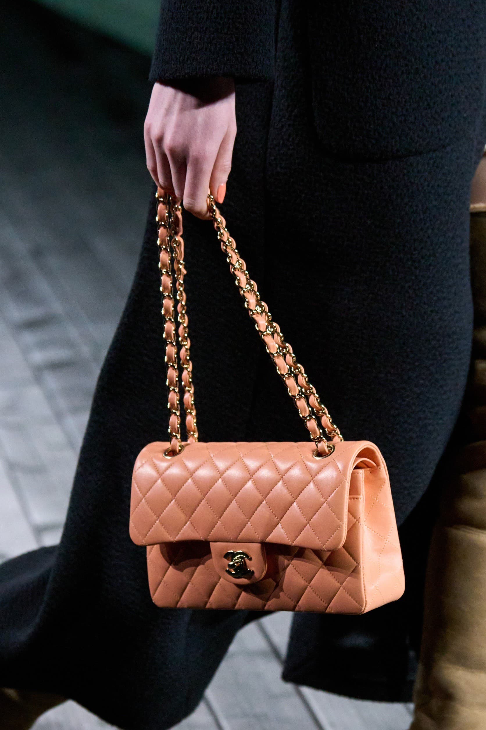 Chanel, Chanel Bags, Chanel กระเป๋า, Chanel Classic ราคา, Chanel Classic, Chanel Fall Winter, Chanel Fall Winter 2024