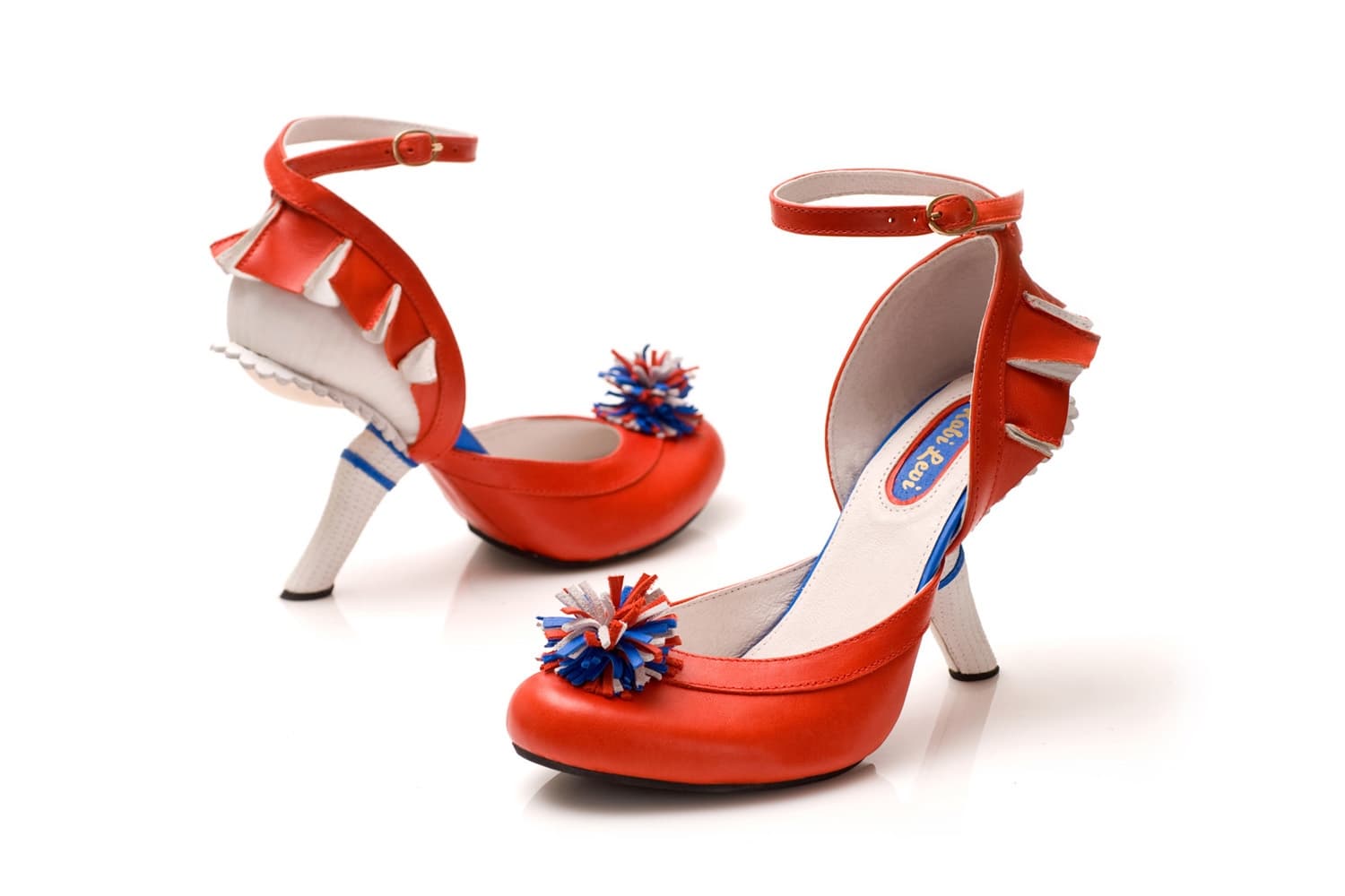 Kobi Levi, Kobi Levi Shoes, รองเท้าแฟชั่น, รองเท้าแฟชั่นผู้หญิง, รองเท้าผ้าใบ, รองเท้าส้นสูง