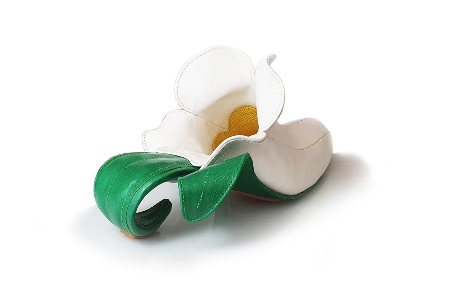 Kobi Levi, Kobi Levi Shoes, รองเท้าแฟชั่น, รองเท้าแฟชั่นผู้หญิง, รองเท้าผ้าใบ, รองเท้าส้นสูง