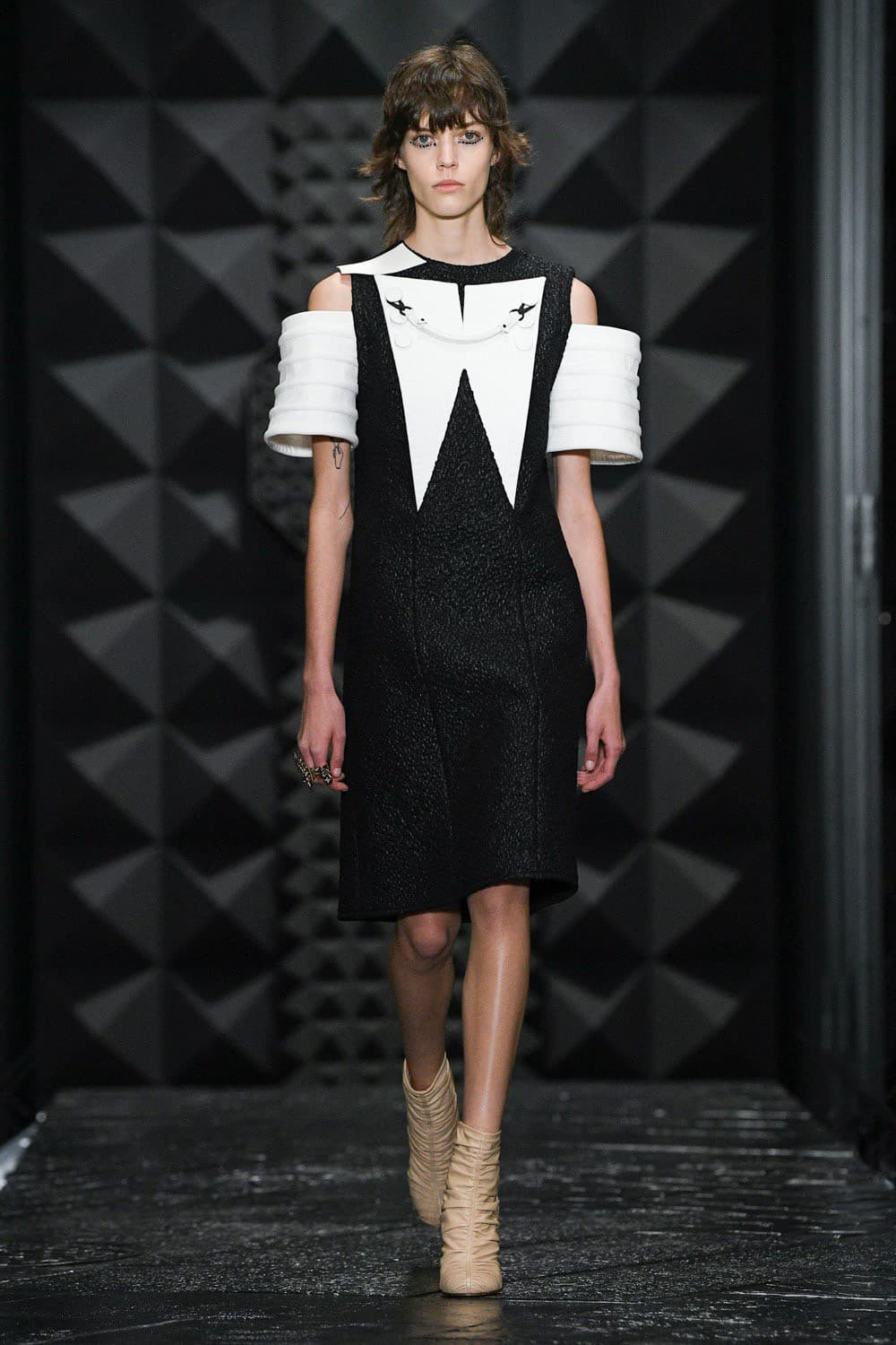 Louis Vuitton, Louis Vuitton FW23, Louis Vuitton Fall Winter, Louis Vuitton Bag, Louis Vuitton Runway, Louis Vuitton Show, LVFW23, #LVFW23