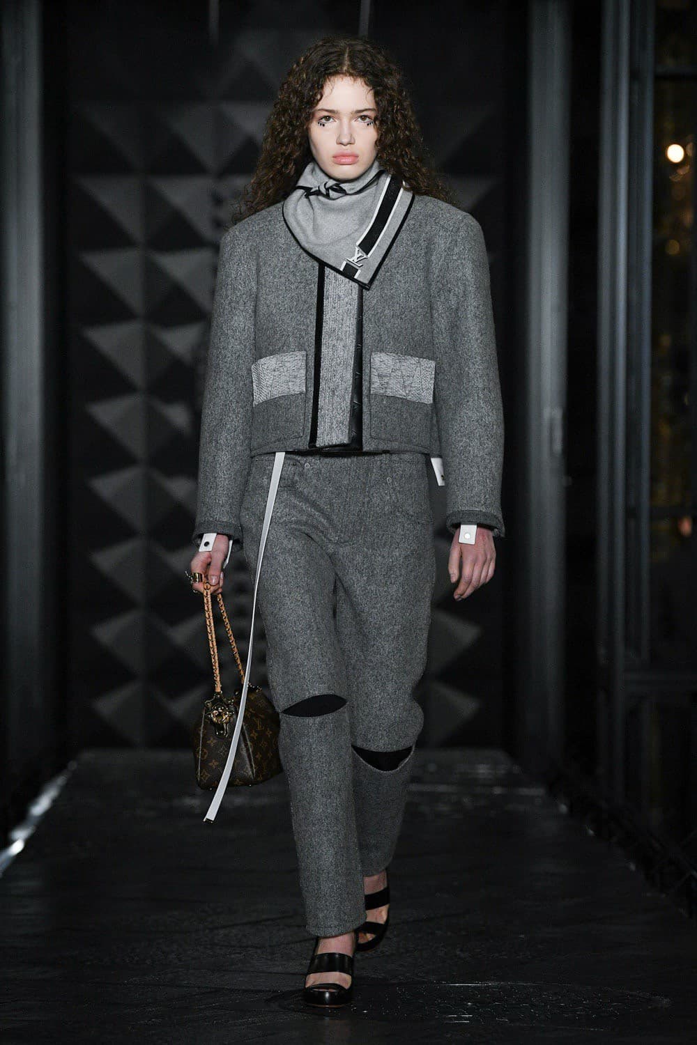 Louis Vuitton, Louis Vuitton FW23, Louis Vuitton Fall Winter, Louis Vuitton Bag, Louis Vuitton Runway, Louis Vuitton Show, LVFW23, #LVFW23