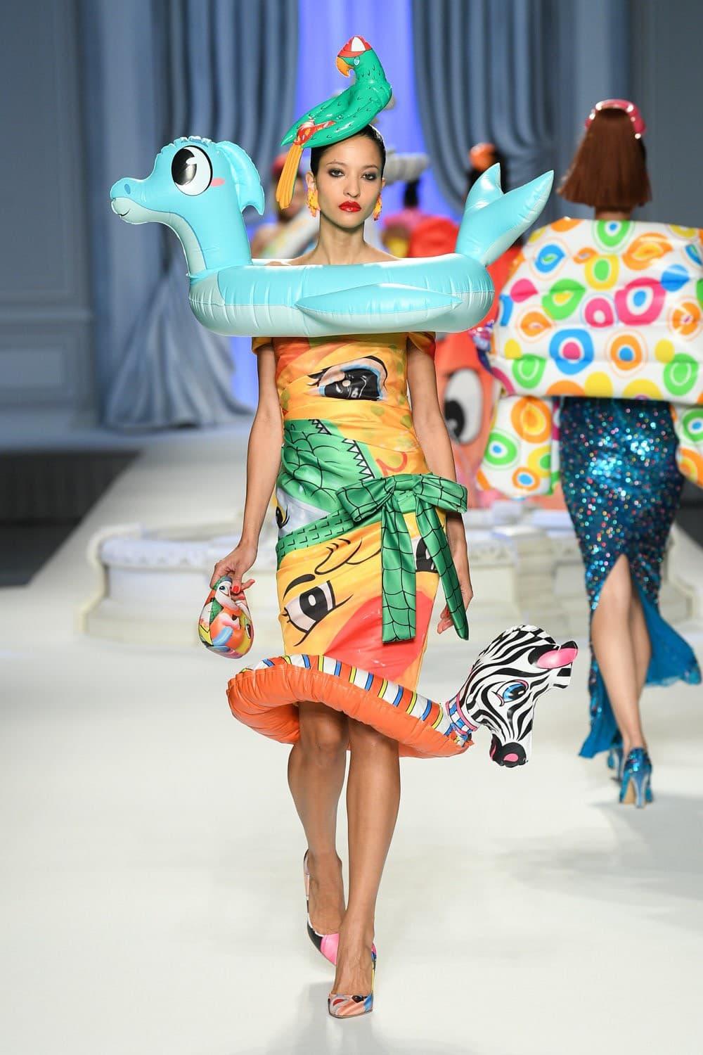 Moschino, Moschino SS23, Moschino Spring Summer, Moschino Jeremy Scott, Jeremy Scott