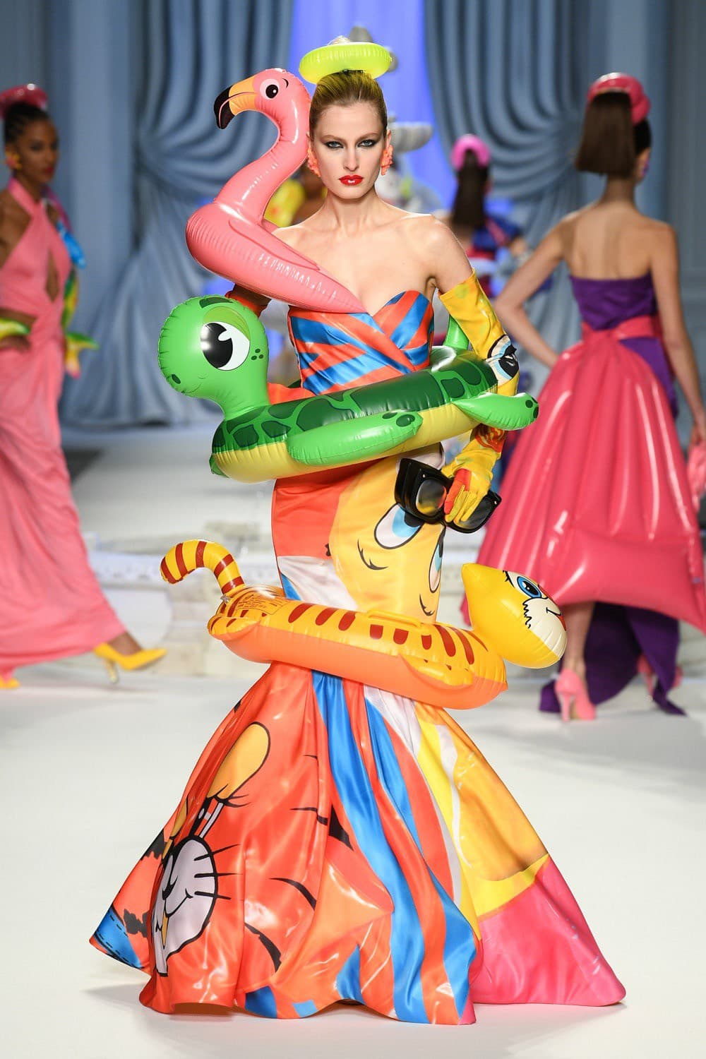 Moschino, Moschino SS23, Moschino Spring Summer, Moschino Jeremy Scott, Jeremy Scott