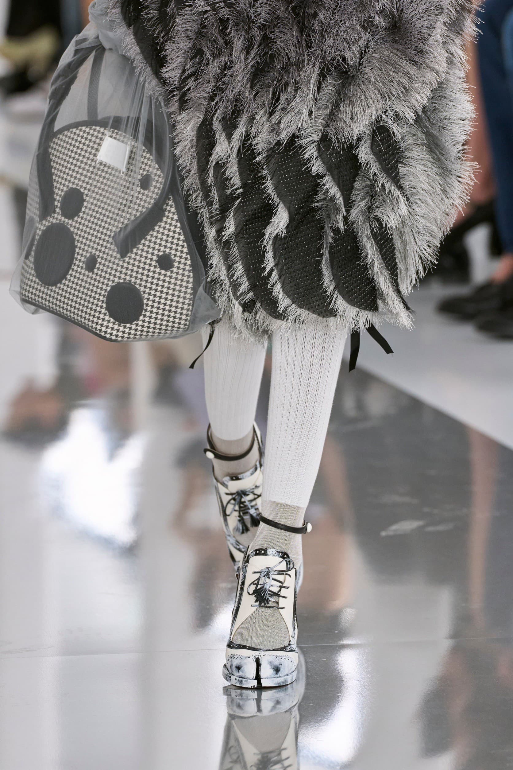 Maison Margiela Tabi, Maison Margiela, Tabi Shoes, Tabi Boots, Tabi ราคา, Tabi มือสอง