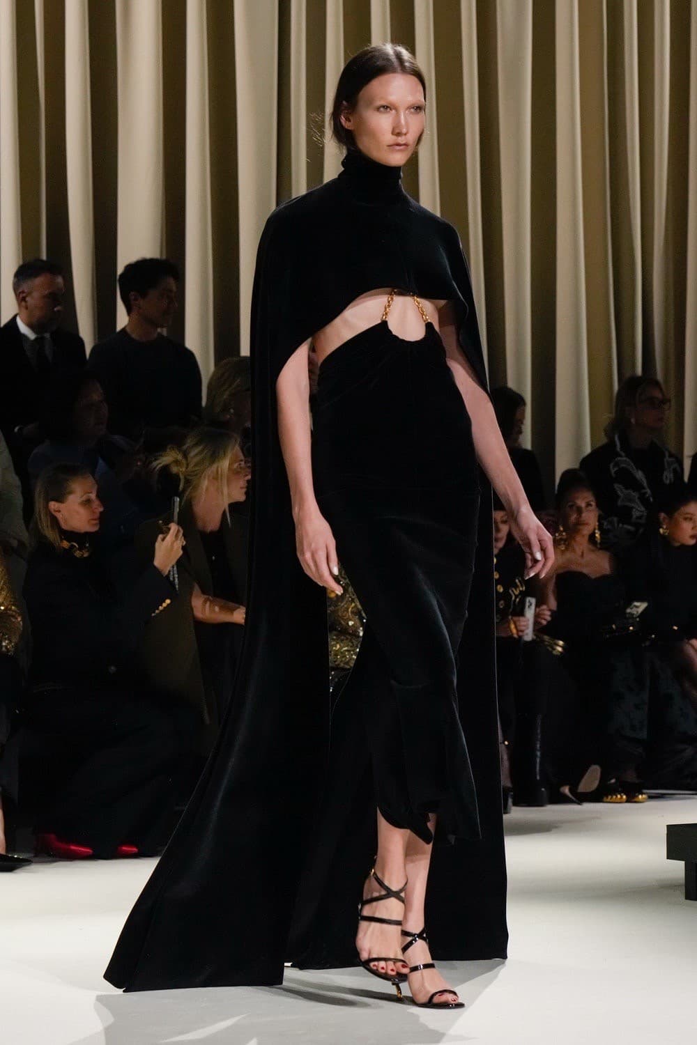 Schiaparelli, Schiaparelli FW24, Schiaparelli Ready to wear, Schiaparelli Fall Winter 2024, Schiaparelli Fall Winter, Schiaparelli Daniel Roseberry, Daniel Roseberry