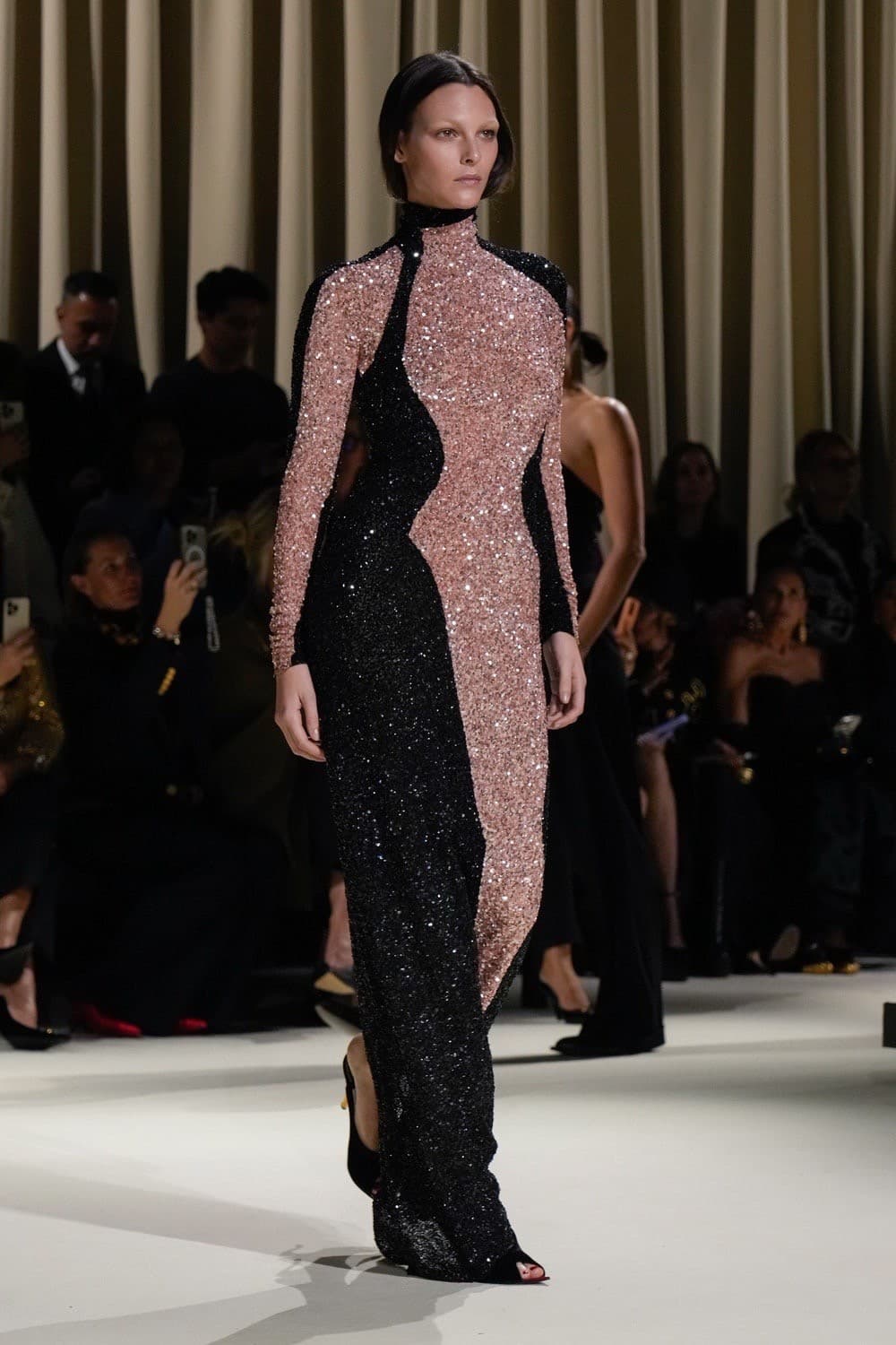 Schiaparelli, Schiaparelli FW24, Schiaparelli Ready to wear, Schiaparelli Fall Winter 2024, Schiaparelli Fall Winter, Schiaparelli Daniel Roseberry, Daniel Roseberry