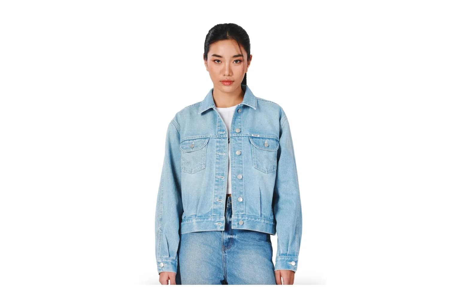 Regular Fit Women's Denim Jacket (ราคา 3,990 บาท) จาก Wrangler