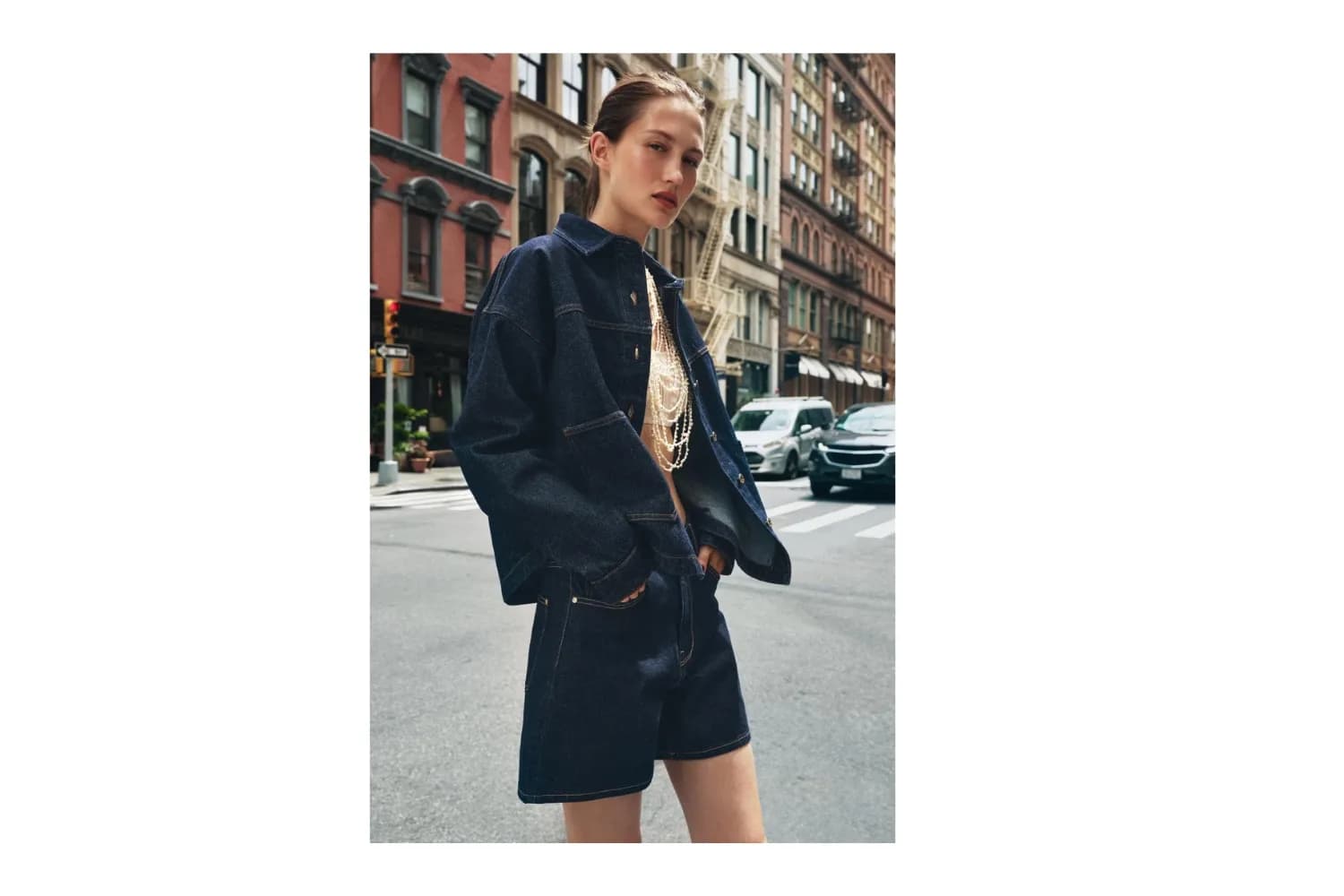 Z1975 Denim Jacket (ราคา 1,690 บาท) จาก ZARA