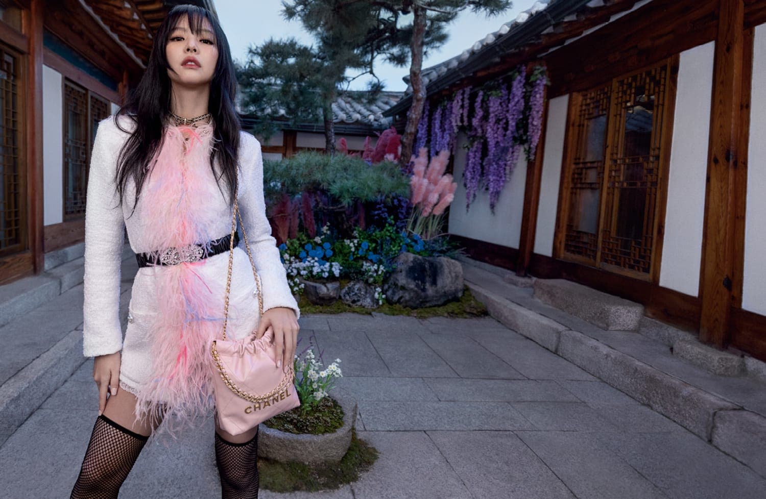 CHANEL, CHANEL 22, CHANEL 22 bag, CHANEL 22 ราคา, CHANEL 22 medium, CHANEL 22 small, CHANEL 22 large