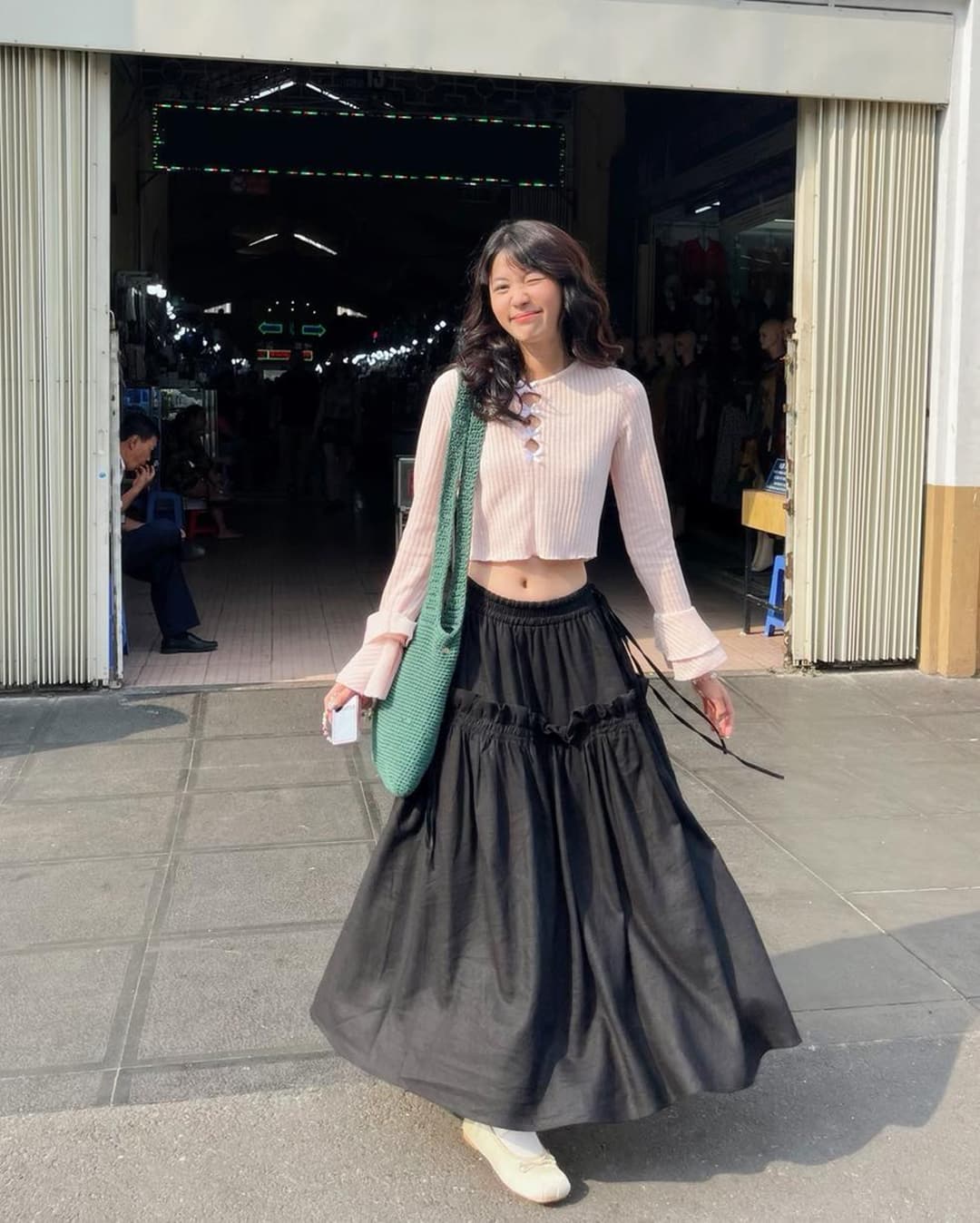 กระโปรงยาว, กระโปรงยาว ใส่กับเสื้ออะไรดี