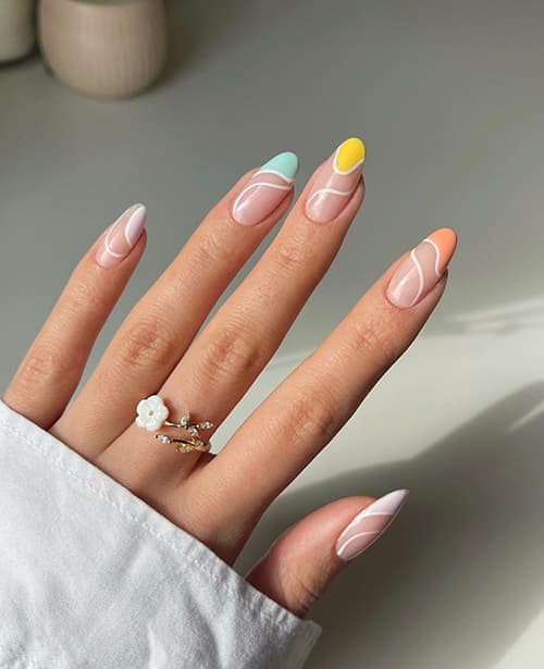 เล็บลายมินิมอล เล็บทรงอัลมอนด์