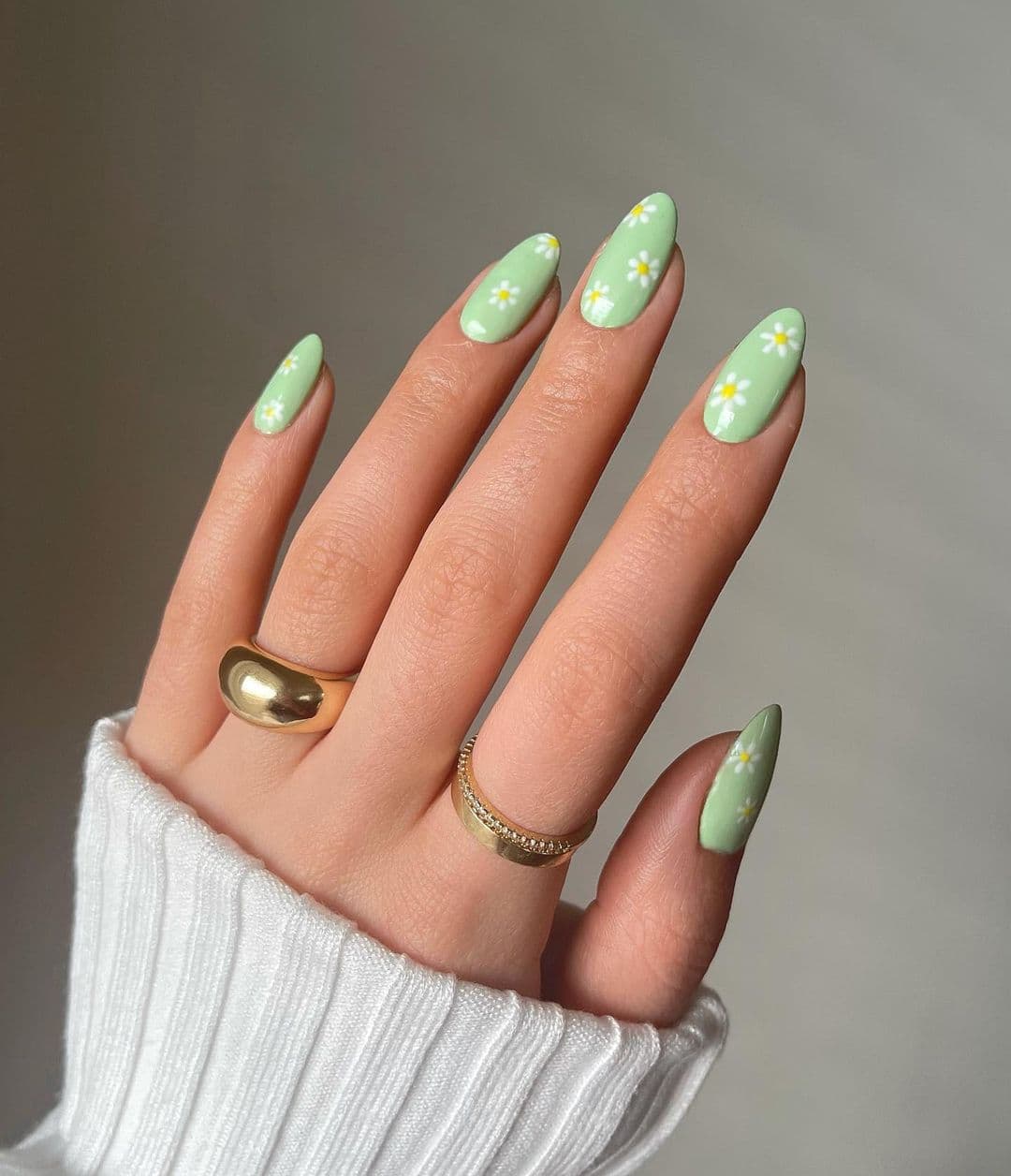 เล็บเจลสีเขียว