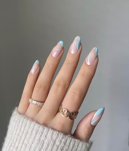 เล็บสีฟ้า