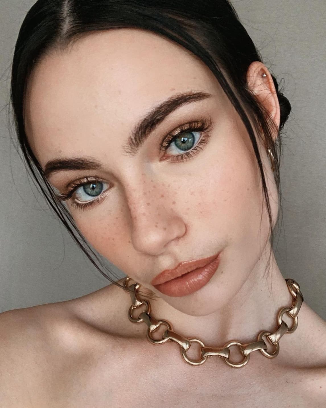 Faux Freckles Makeup