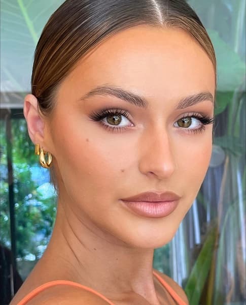 แต่งหน้าไปทะเล