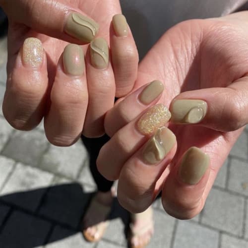 เล็บเจลปั้นนูน