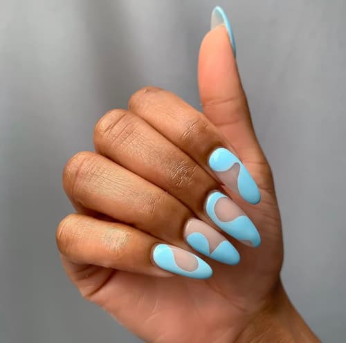 เล็บสีฟ้า