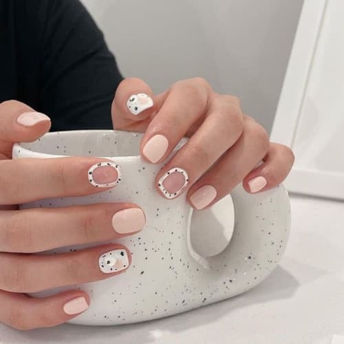 เล็บเจลปั้นนูน