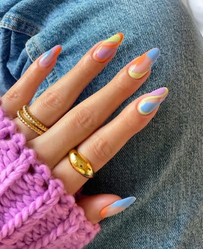 เล็บทรงอัลมอนด์