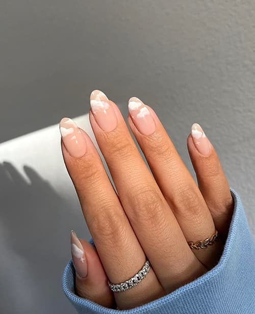 เล็บลายมินิมอล เล็บทรงอัลมอนด์