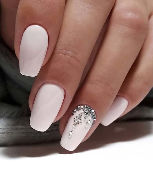 เล็บเจ้าสาว