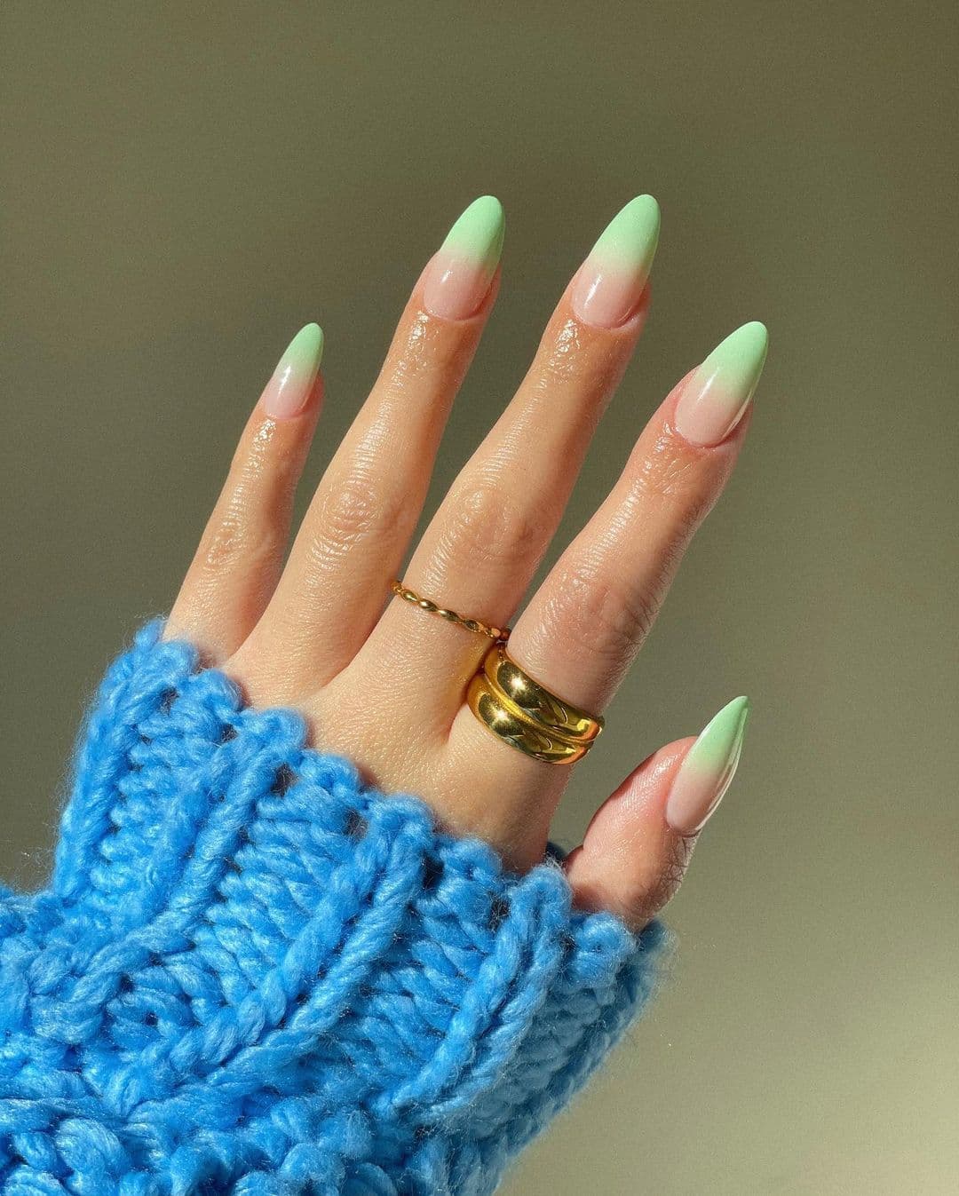 เล็บเจลสีเขียว