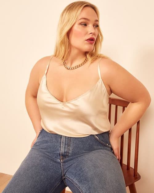 แต่งตัวสาวอวบ