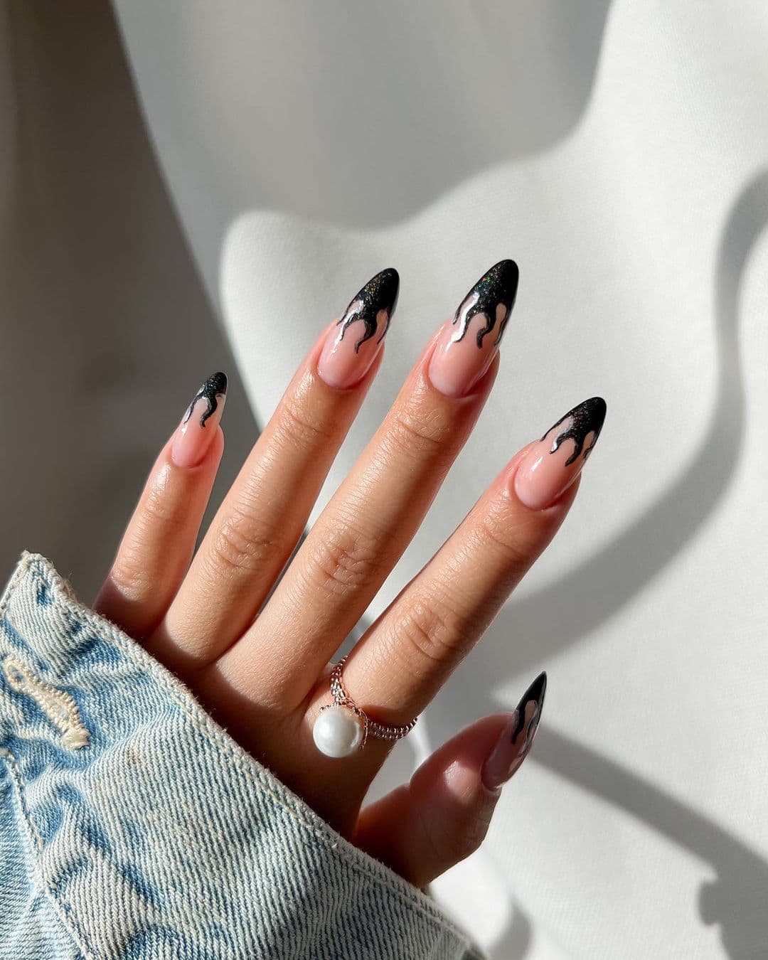 เล็บลายไฟ