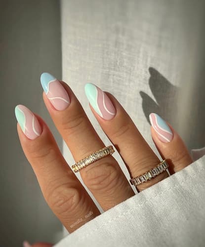 เล็บสีฟ้าอ่อน