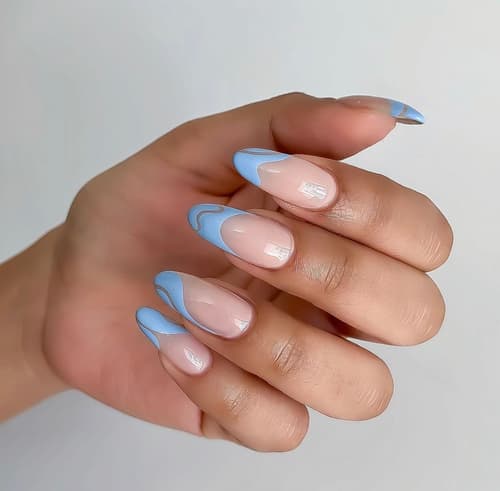 เล็บสีฟ้า