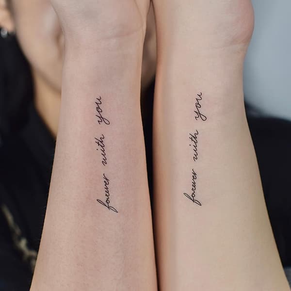 รอยสักคู่