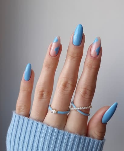 เล็บสีฟ้า