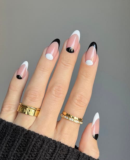 เล็บลายมินิมอล เล็บทรงอัลมอนด์