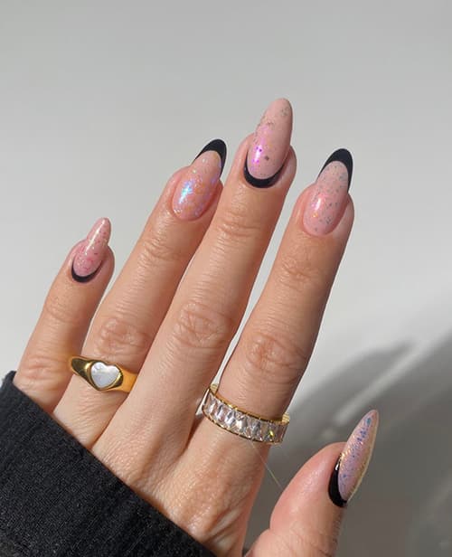 เล็บลายมินิมอล เล็บทรงอัลมอนด์