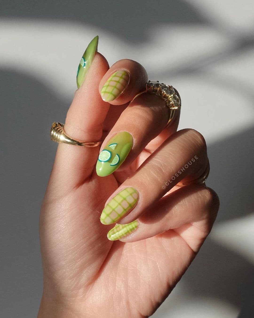 เล็บเจลสีเขียว