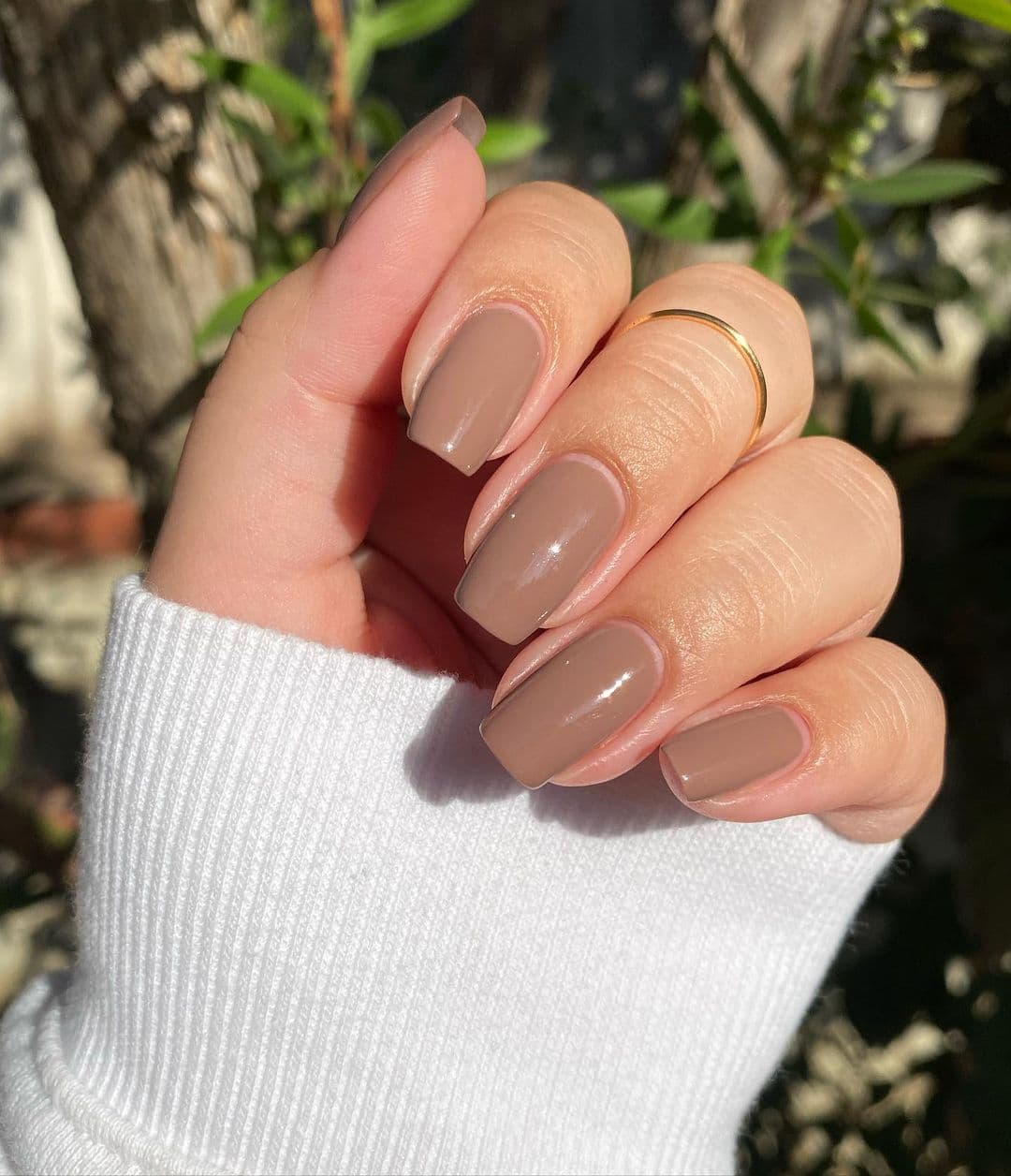 เล็บสีนู้ด