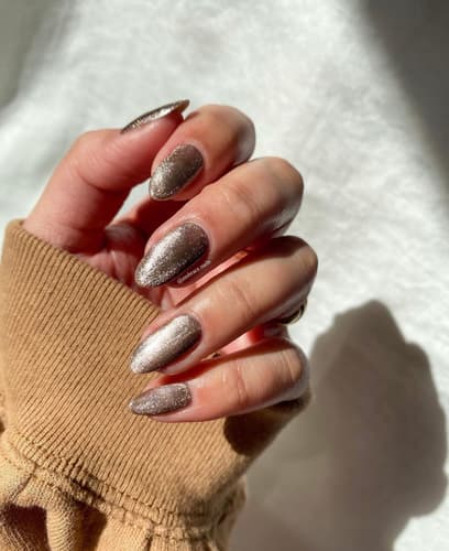 เล็บกลิตเตอร์