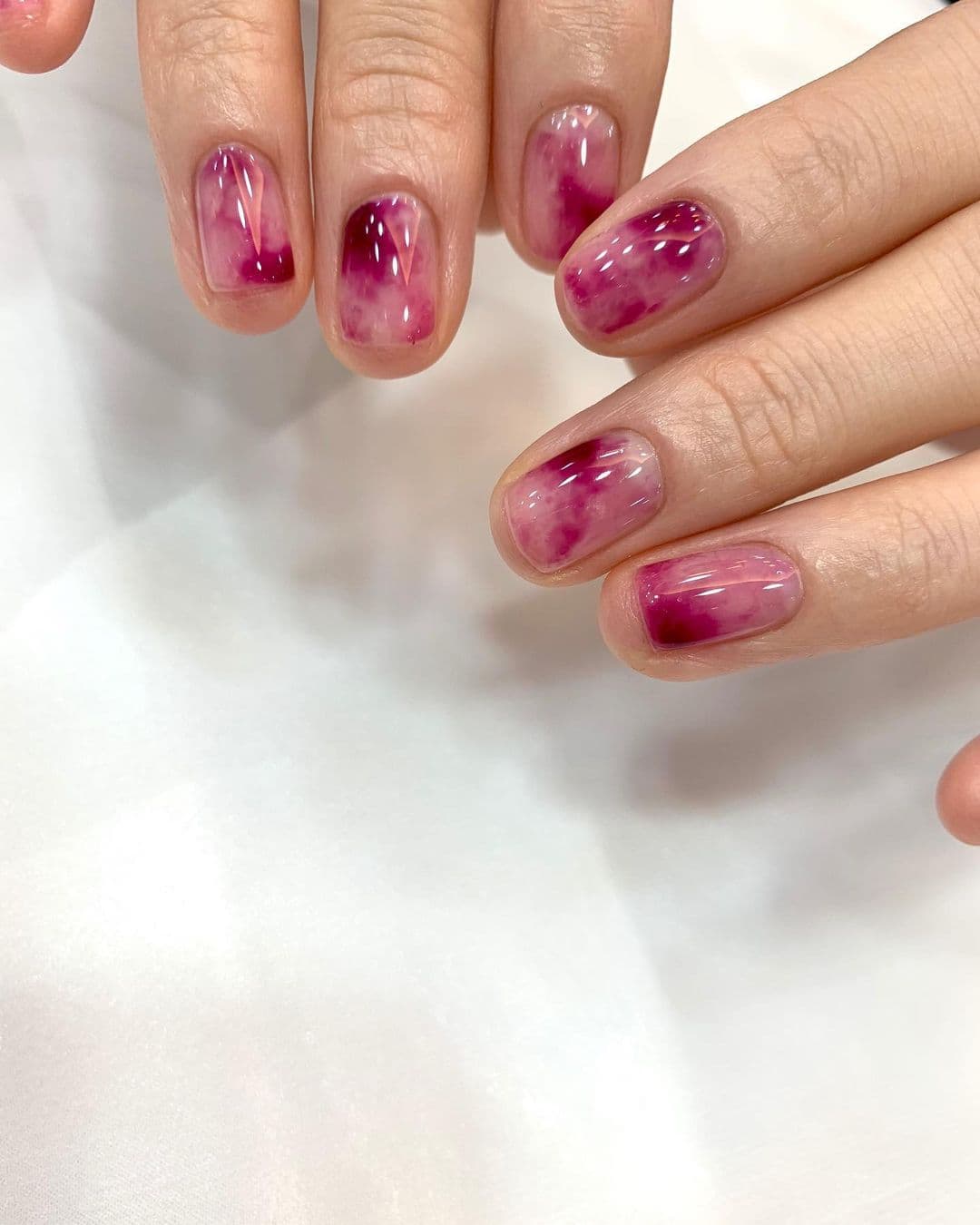 เล็บลายหินอ่อน