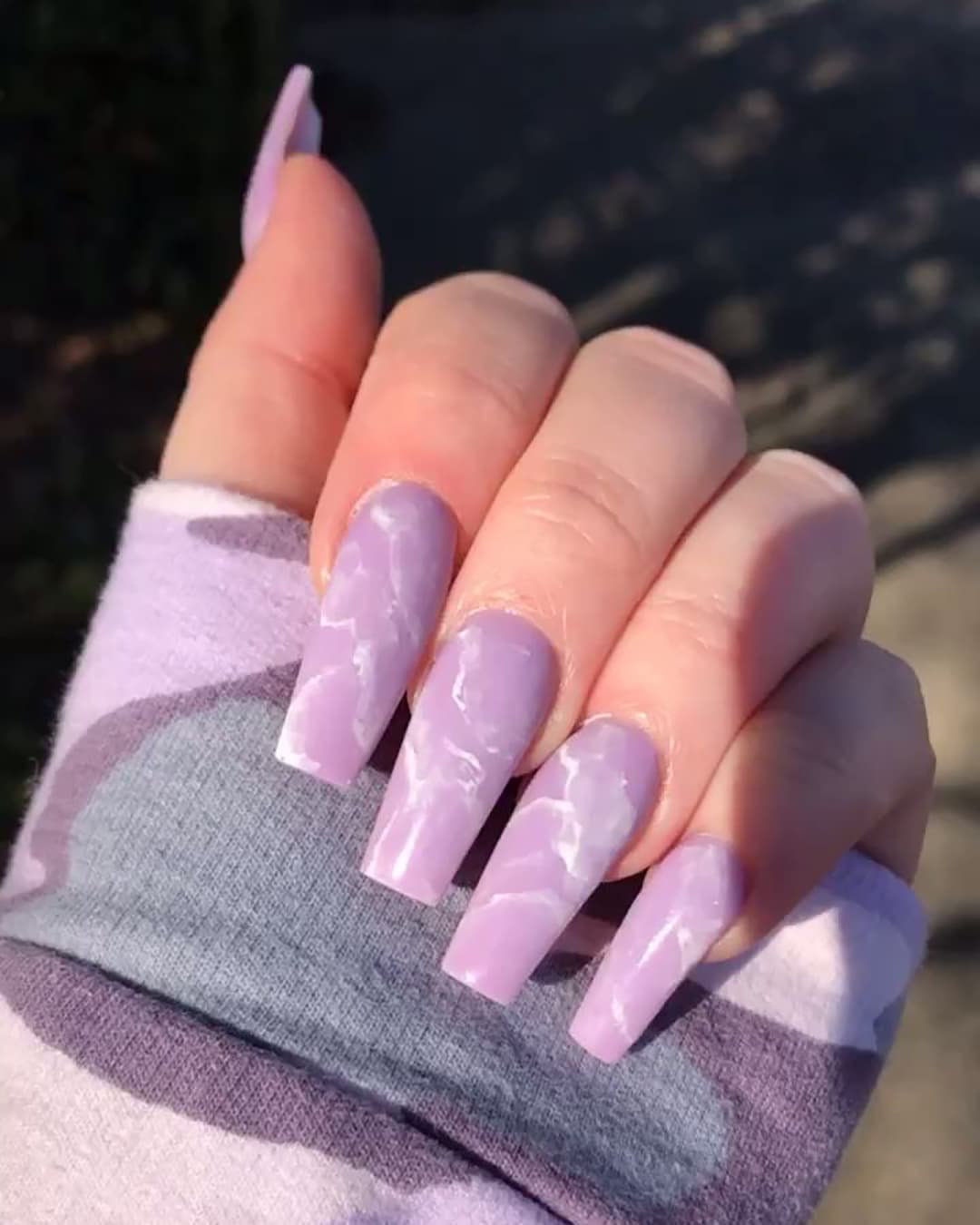 เล็บลายหินอ่อน