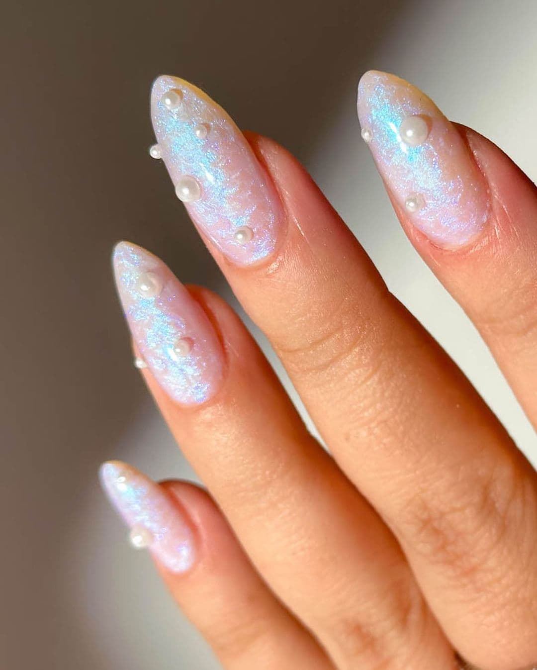 เล็บสีมุก