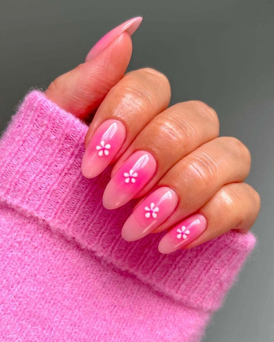 เล็บสีชมพูบาร์บี้, เล็บ สีชมพู บาร์ บี้, ชมพูบาร์บี้, ลายเล็บสีชมพูบานเย็น, สีเล็บชมพูบาร์บี้