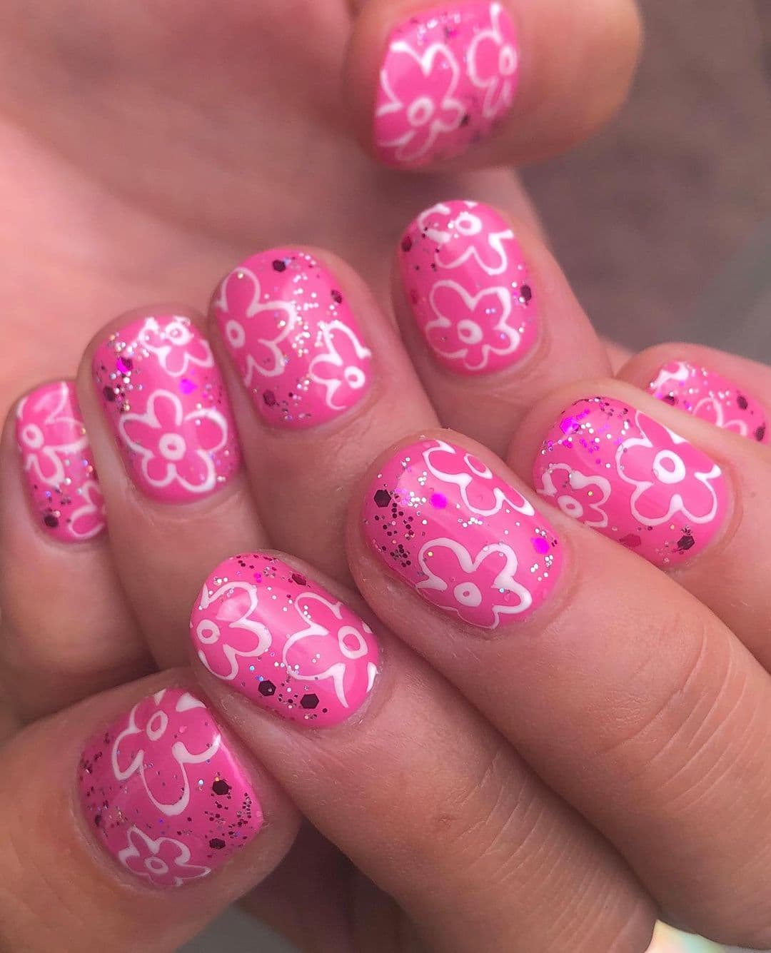 เล็บสีชมพูบาร์บี้, เล็บ สีชมพู บาร์ บี้, ชมพูบาร์บี้, ลายเล็บสีชมพูบานเย็น, สีเล็บชมพูบาร์บี้