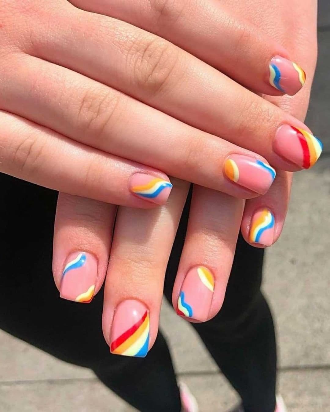 เล็บ สี รุ้ง, ทํา เล็บ สี รุ้ง